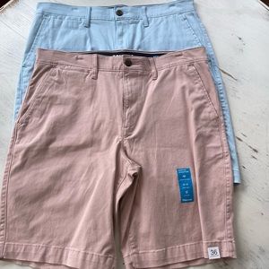 2 Pair of SONOMA Men’s shorts size 36. 1 Blush pink & 1 Baby blue